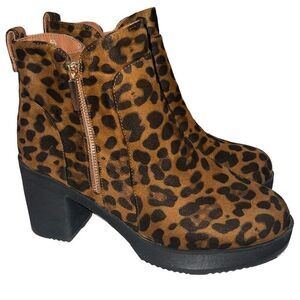 Nature‎ Breeze Chunky Brown & Black Animal Print Booties - Size 10